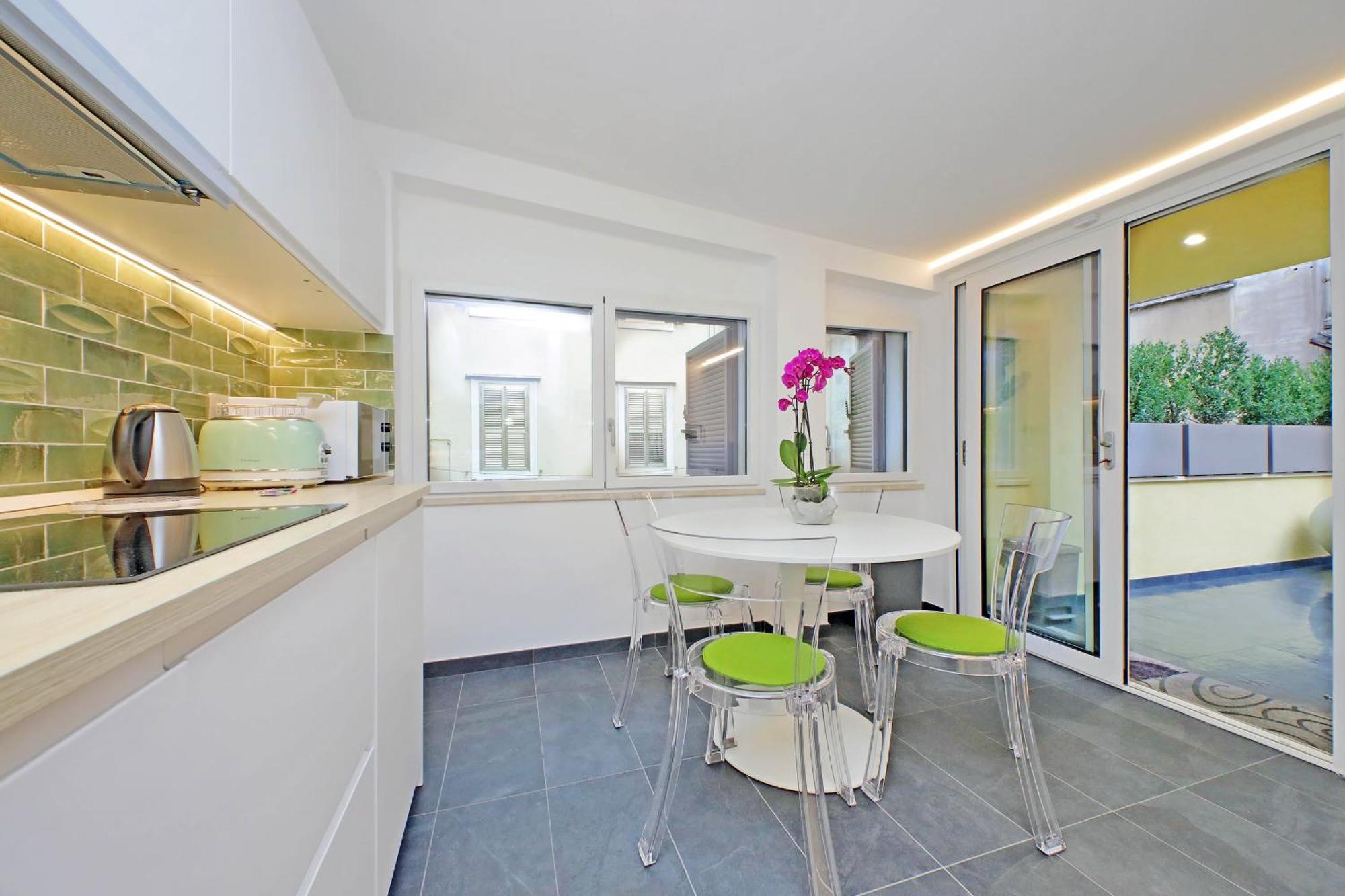 Appartamento Ych-casa Indipendente In Zona Prati Roma